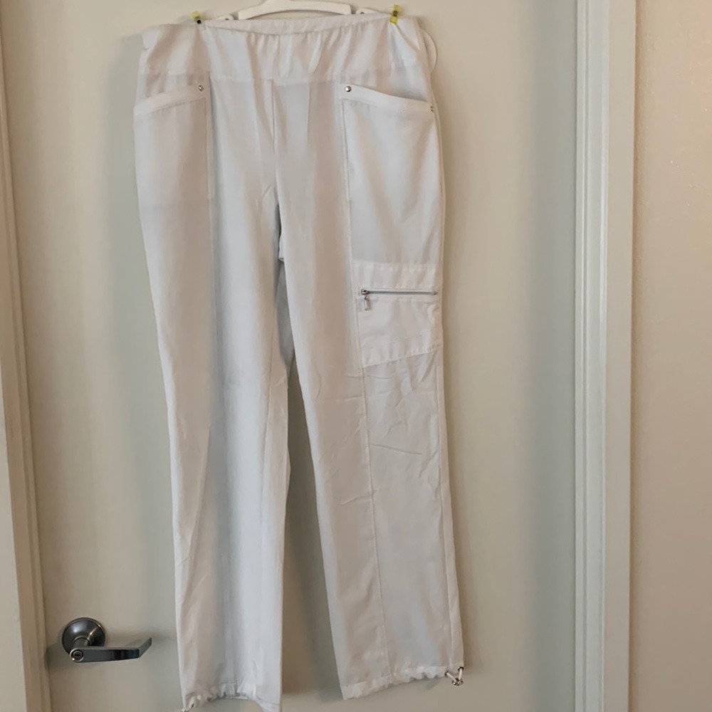 Chicos Womens size 1, white draw string pants